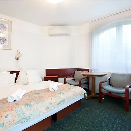 Rosa Hotel Zamardi